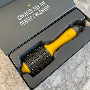 Drybar Single Shot round blow dryer brush